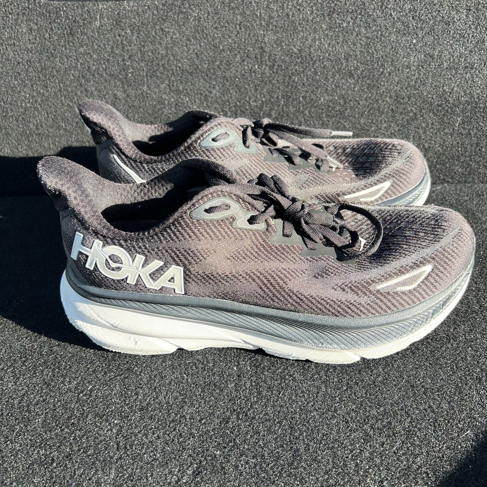 Hoka One One Women's Clifton 9 1127896 BWHT Black Running Shoes Size 8.5 B